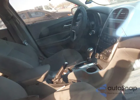 2014 Chevrolet Malibu 1Ls z USA, uszkodzony, nr VIN 1G11B5SL5EF175697